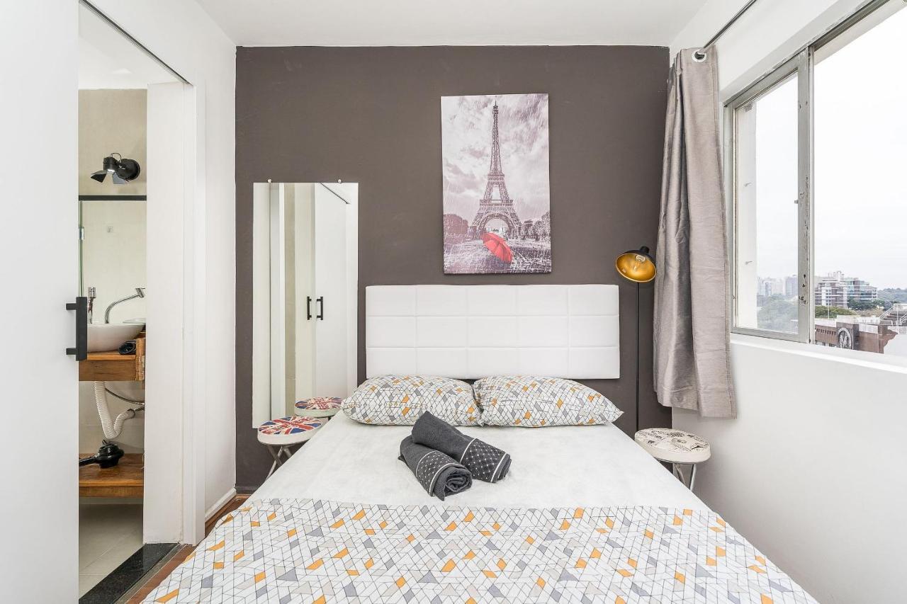 Predio Fantastico No Bairro Mais Requisitado De Куритиба Экстерьер фото