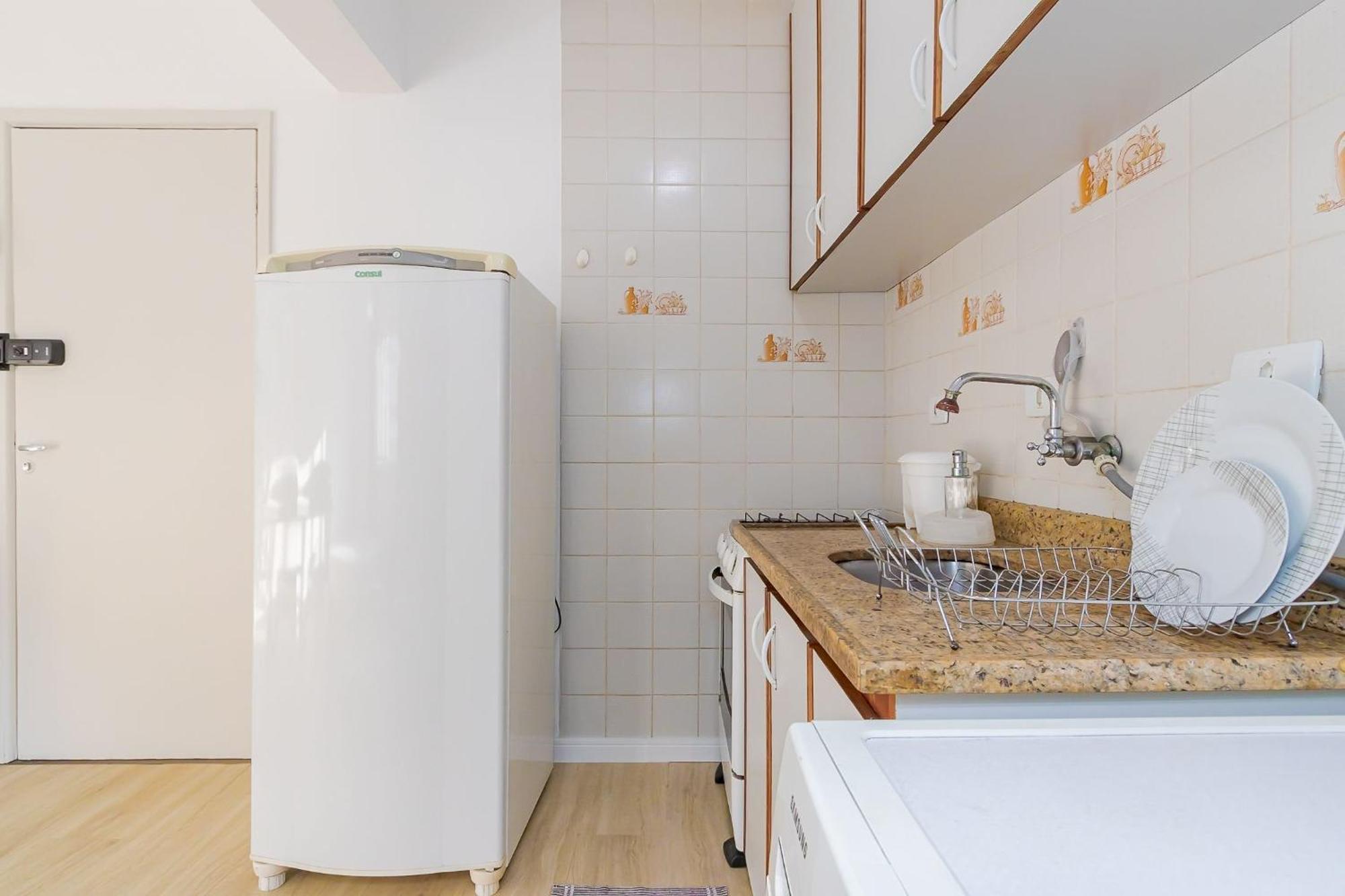 Predio Fantastico No Bairro Mais Requisitado De Куритиба Экстерьер фото
