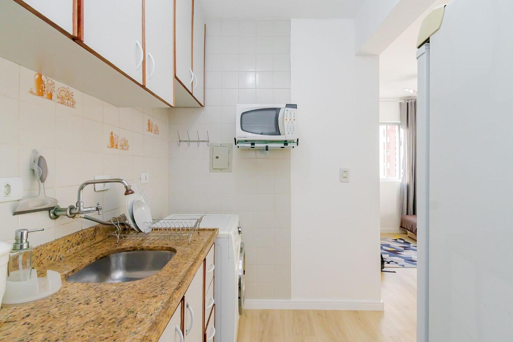 Predio Fantastico No Bairro Mais Requisitado De Куритиба Экстерьер фото