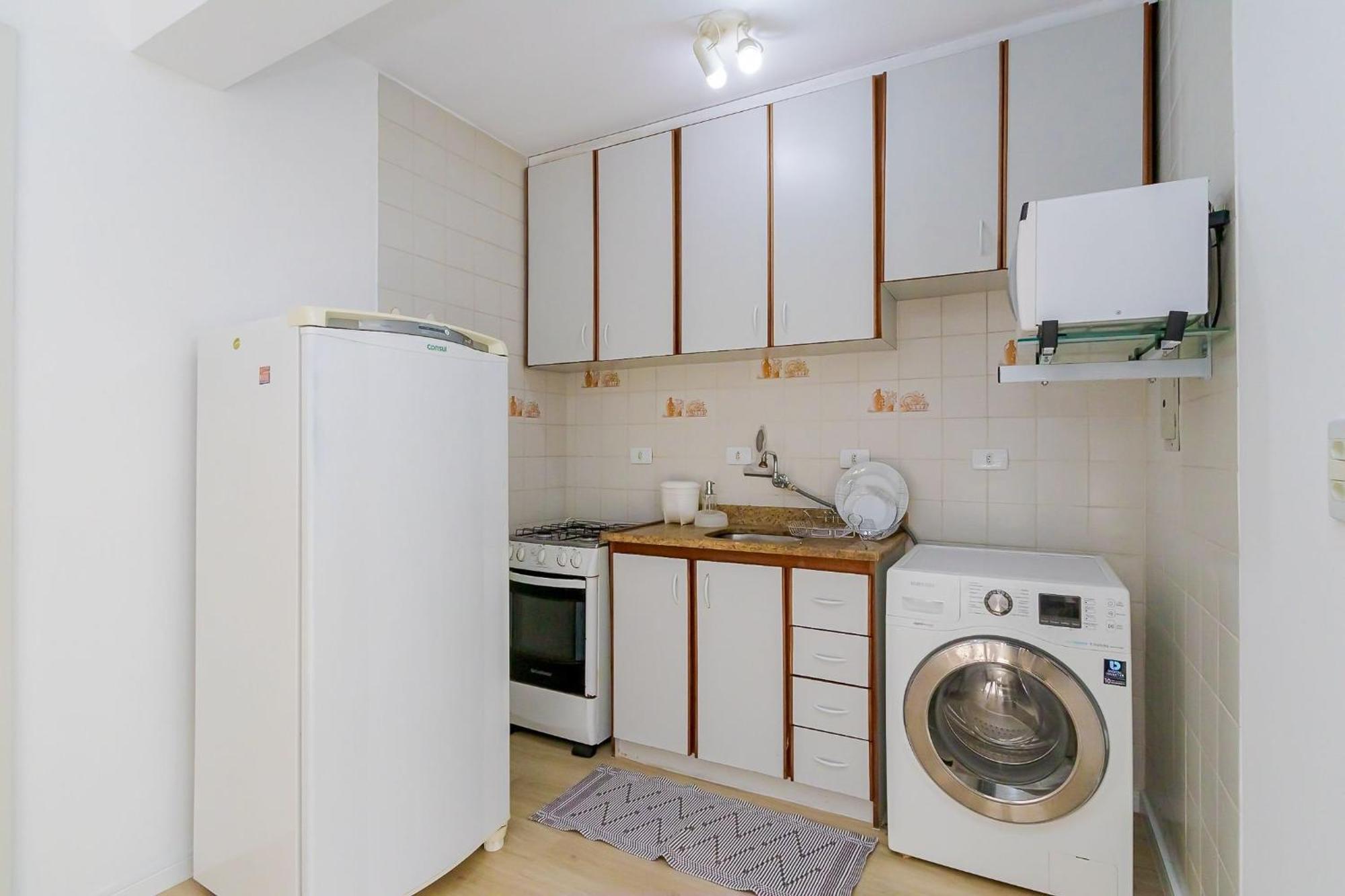 Predio Fantastico No Bairro Mais Requisitado De Куритиба Экстерьер фото