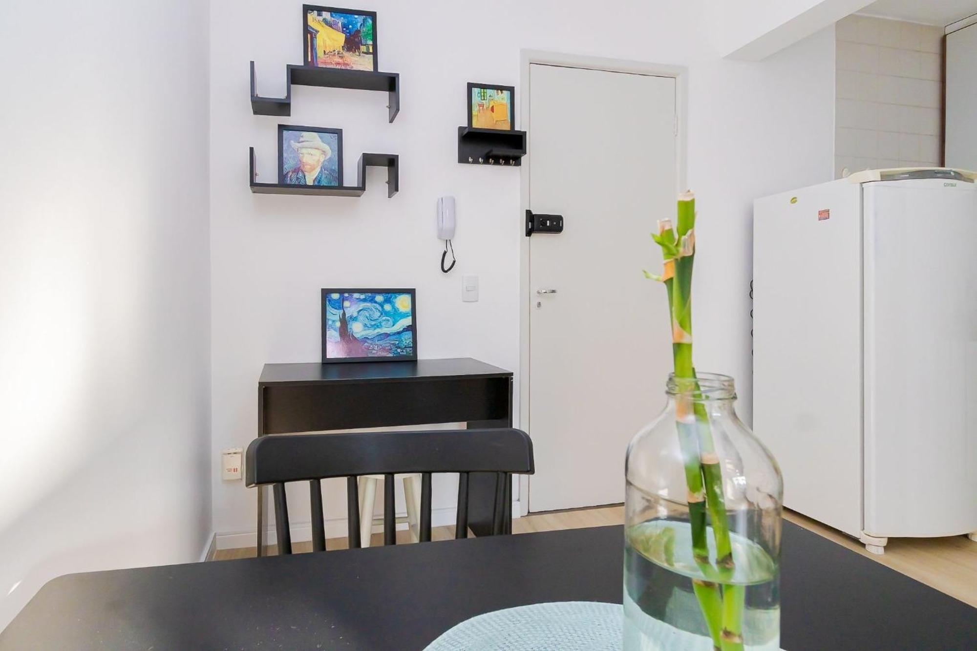 Predio Fantastico No Bairro Mais Requisitado De Куритиба Экстерьер фото