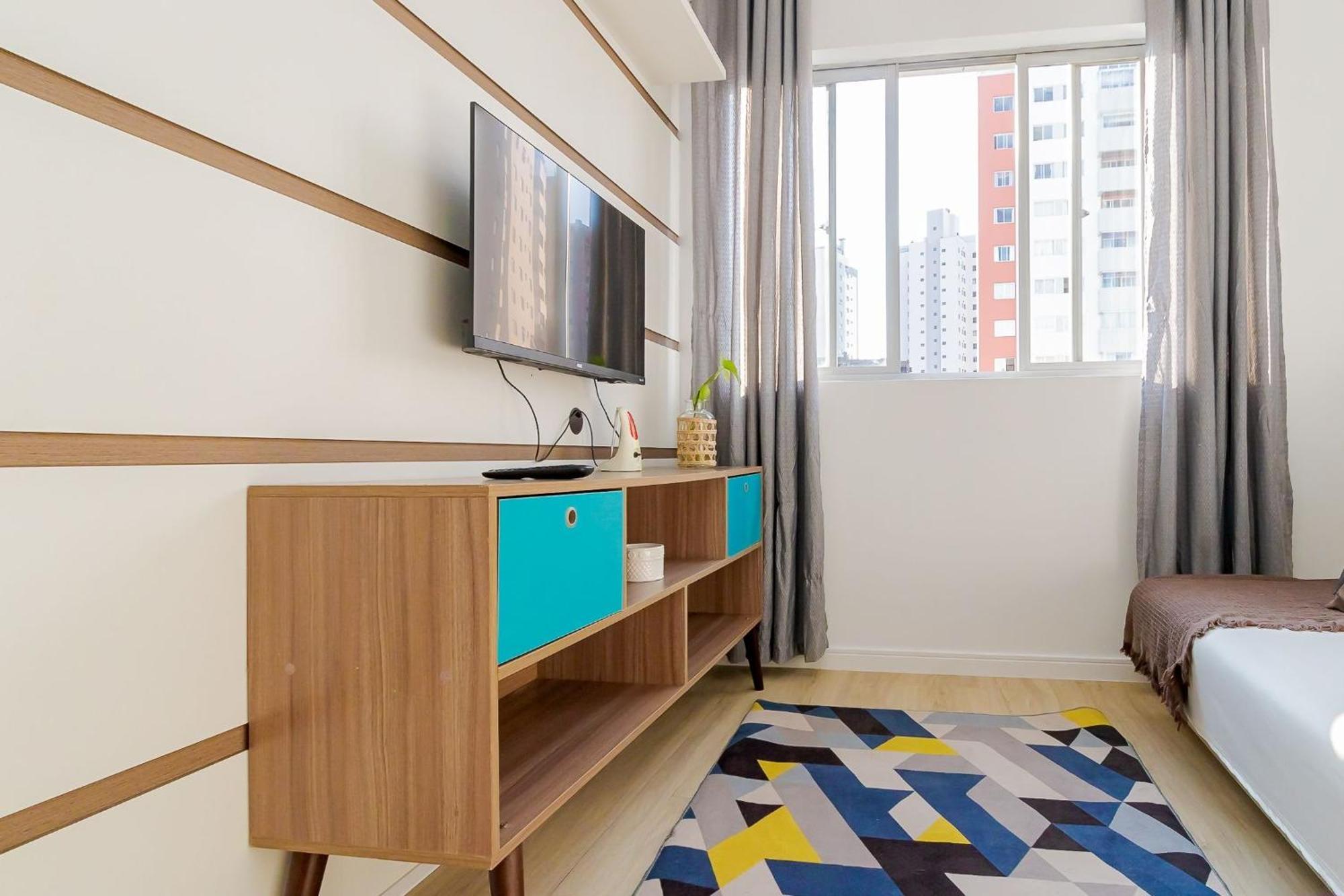 Predio Fantastico No Bairro Mais Requisitado De Куритиба Экстерьер фото