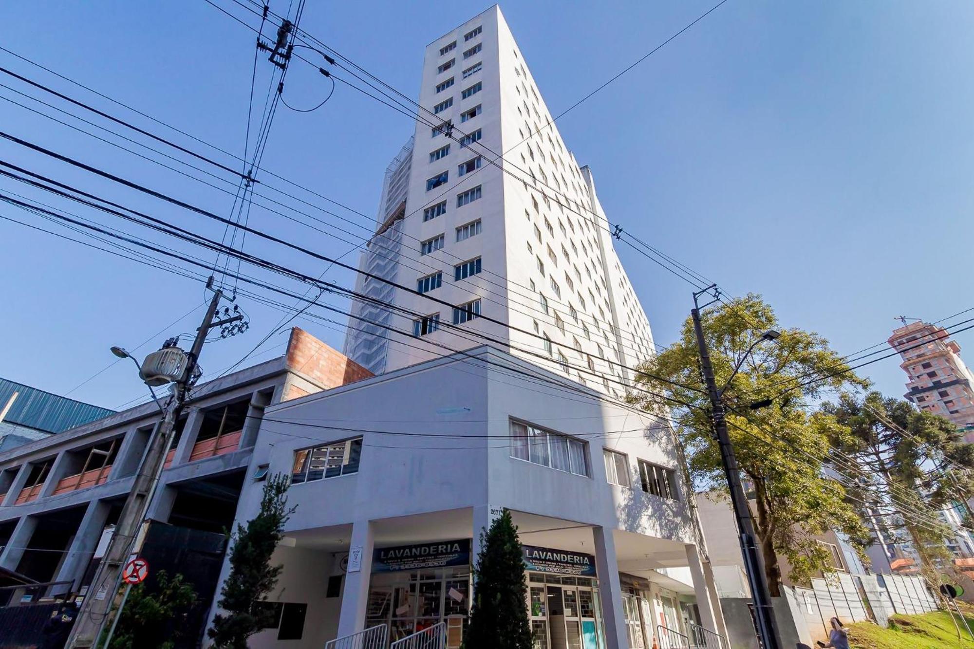Predio Fantastico No Bairro Mais Requisitado De Куритиба Экстерьер фото